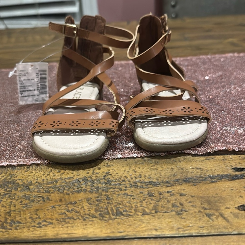 Toddler girls size 710 sandals nwt